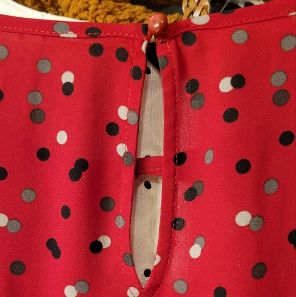 Maurices Red w Polka Dot 3x Top - Picture 5 of 6
